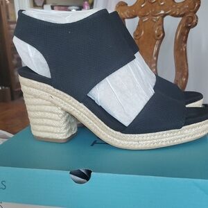TOMS Black and White Wedge Sandals
